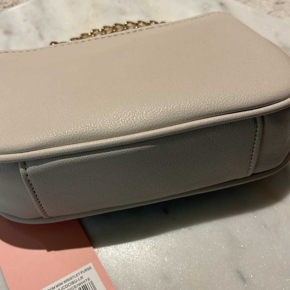 Juice kingdom Mine Wristlet Purse - pretty 😍 cute - Picture 7 of 8